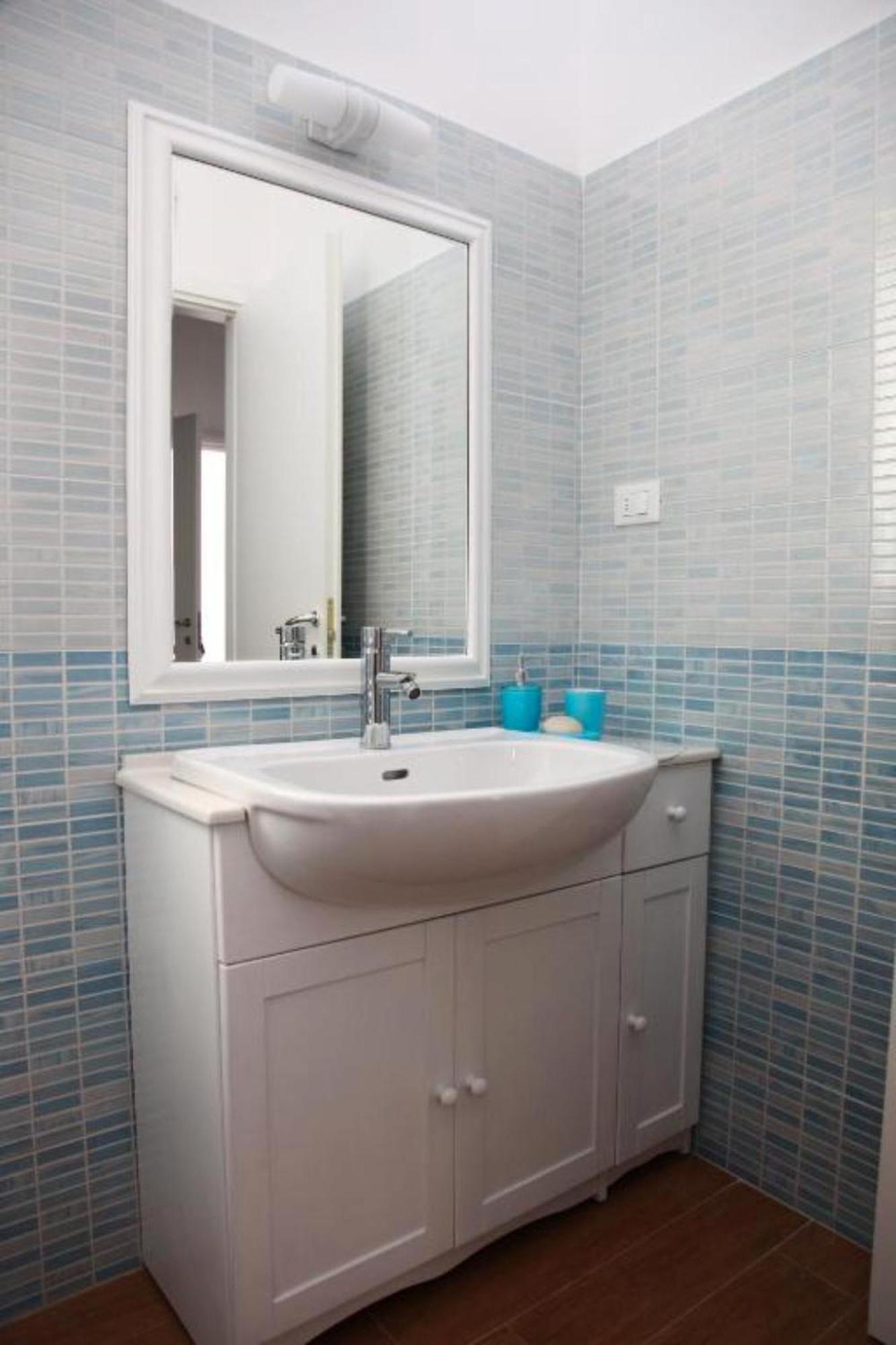 Bed And Breakfast Bagno Venezia Marina Di Carrara Exterior photo